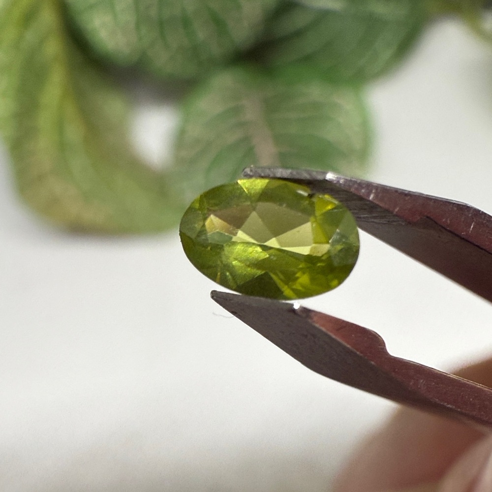 Oval Green Peridot